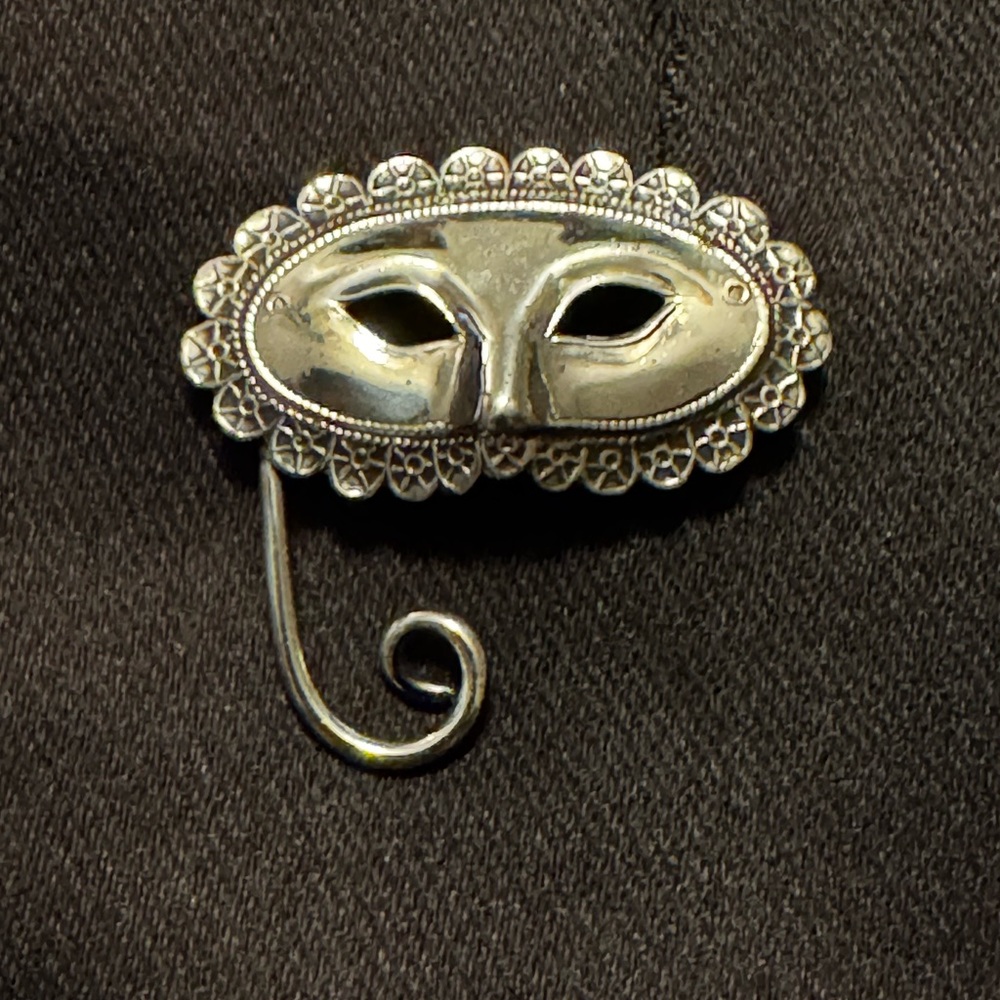 Vintage Sterling Lange 1940’s Masquerade Mask Brooch